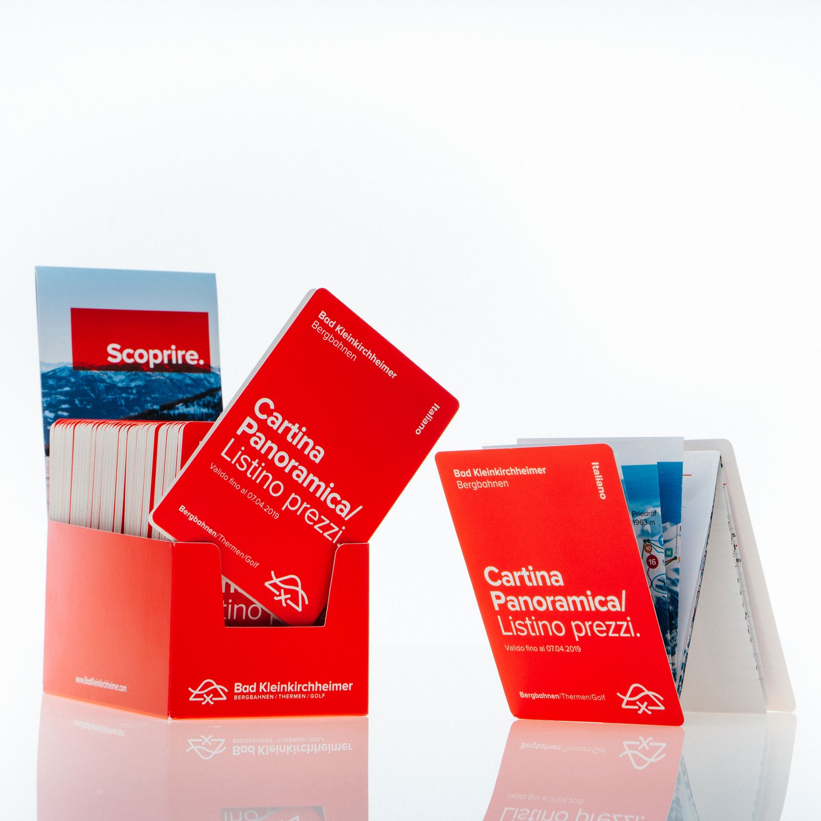 Dispenser mit Twin-Cards am Point of Sale – aufgebaut und befüllt